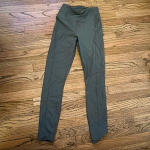 Worn Twice - Spiritual Gangster Green Leggings 💥